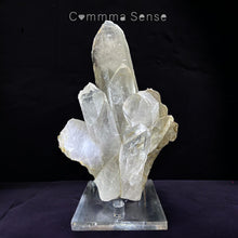 Load image into Gallery viewer, 20cm骨幹白水晶 20cm Rock Quartz