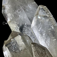 Load image into Gallery viewer, 20cm骨幹白水晶 20cm Rock Quartz