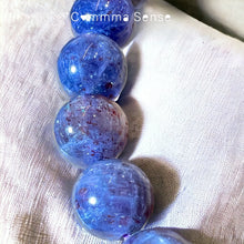 Load image into Gallery viewer, 8mm血滴堇青石手鏈 Cordierite Bracelet