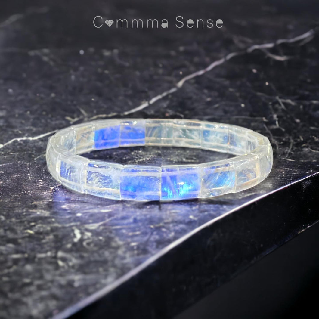 月亮石手鐲型手鏈 Moonstone Bracelet