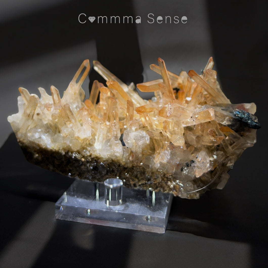 金龍紅水晶共生鏡鐵礦 Quartz with Hematite from Jinlong